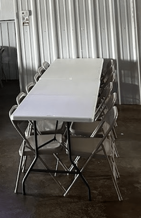 Tables & Chairs Tables & Chairs